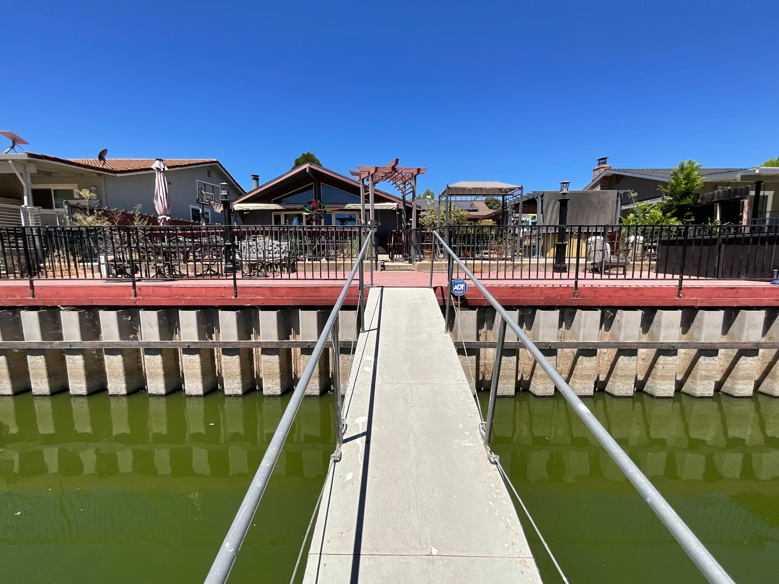 554 Keys Blvd, Clearlake Oaks, CA 95423 | Ultimate Deep-Water Canal Retreat Clear Lake Living